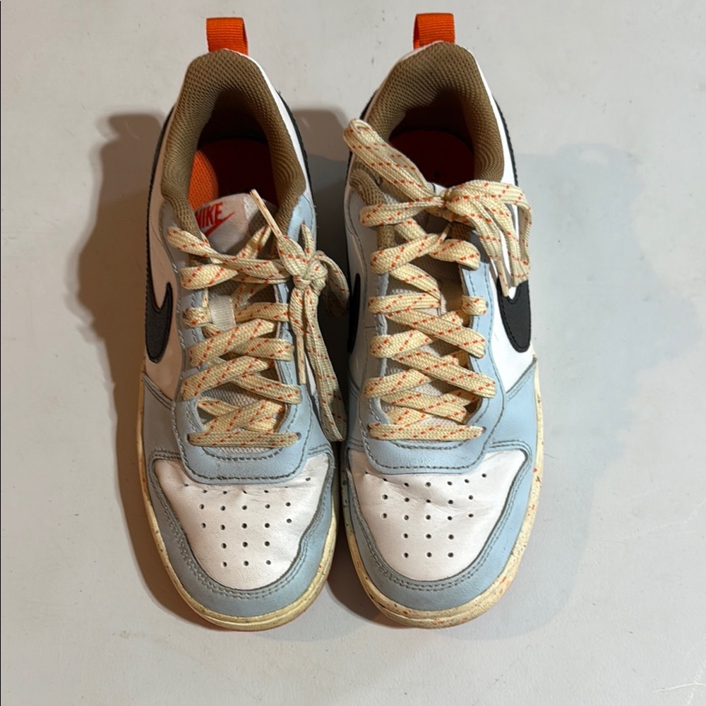 Nike White and Blue Sneakers